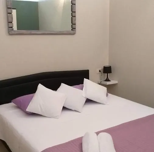 Niko Apartman *